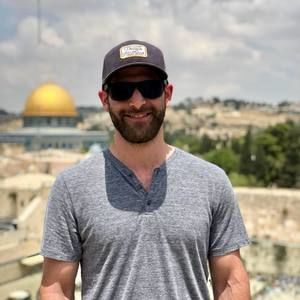 Meet your Posher, Corey